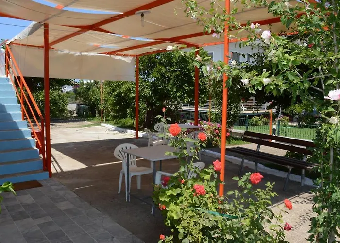 Apartman Theodore Zaháro